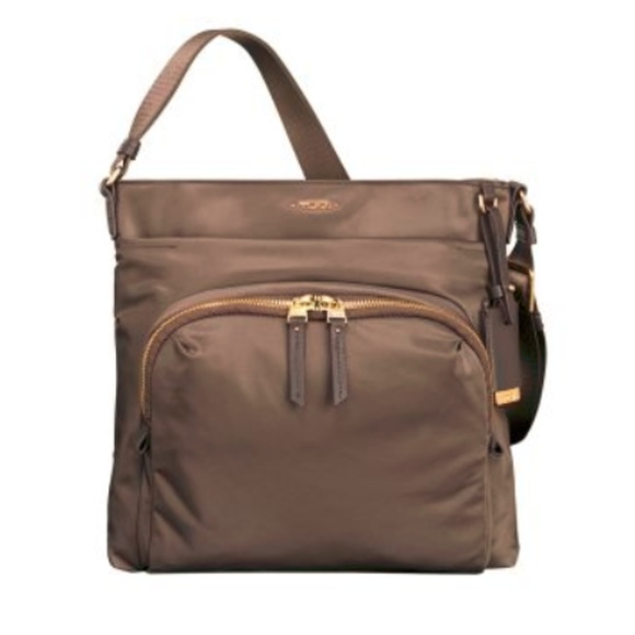 tumi capri